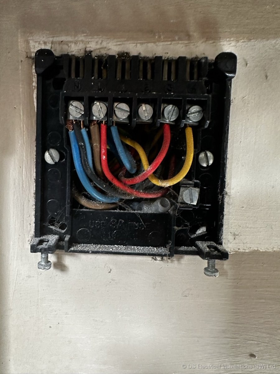 Junction box wiring