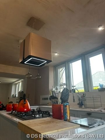 Extractors & appliances
